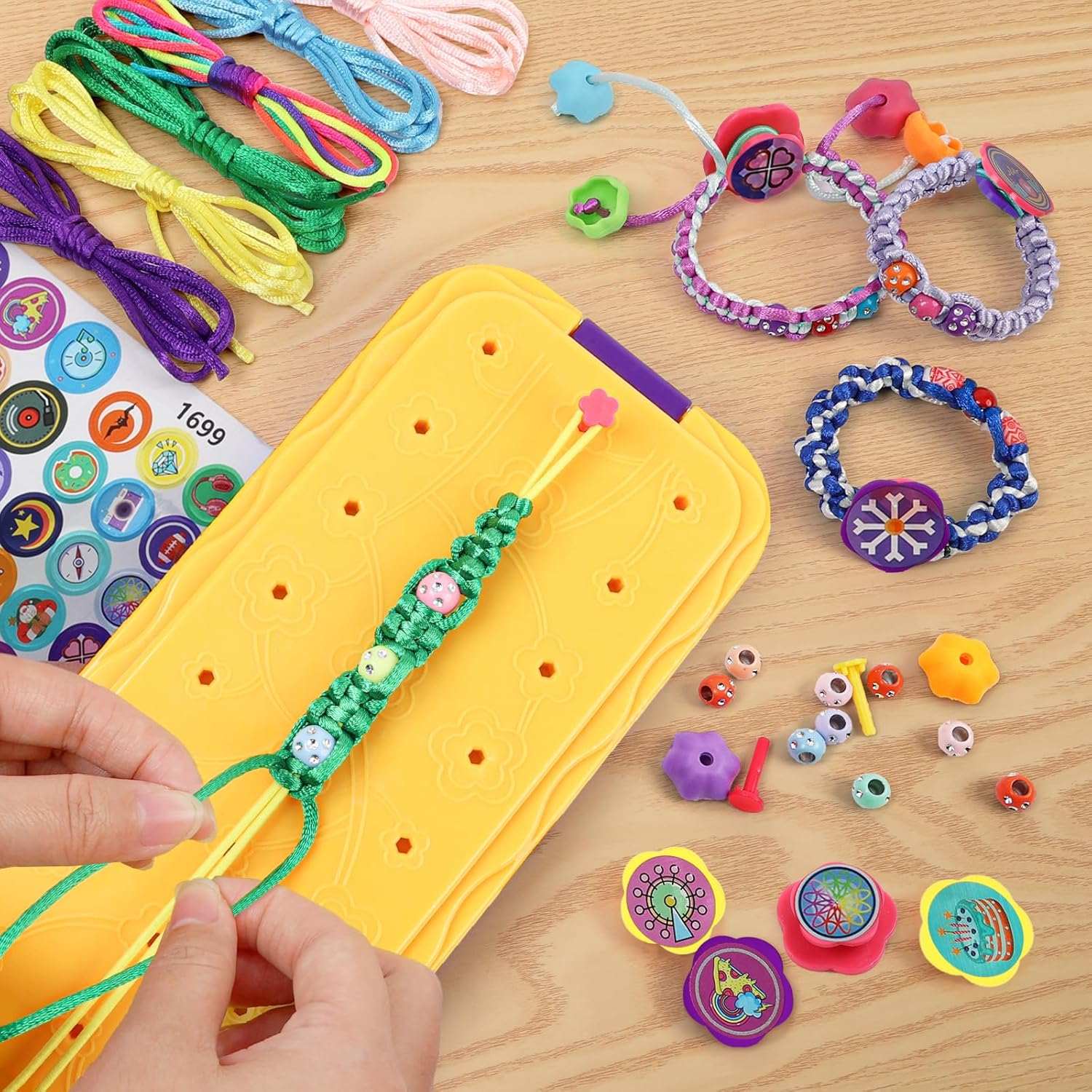 INDA™ Creative Friendship Bracelet Kit